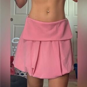 *NWT* ZARA bubble skirt. Size M